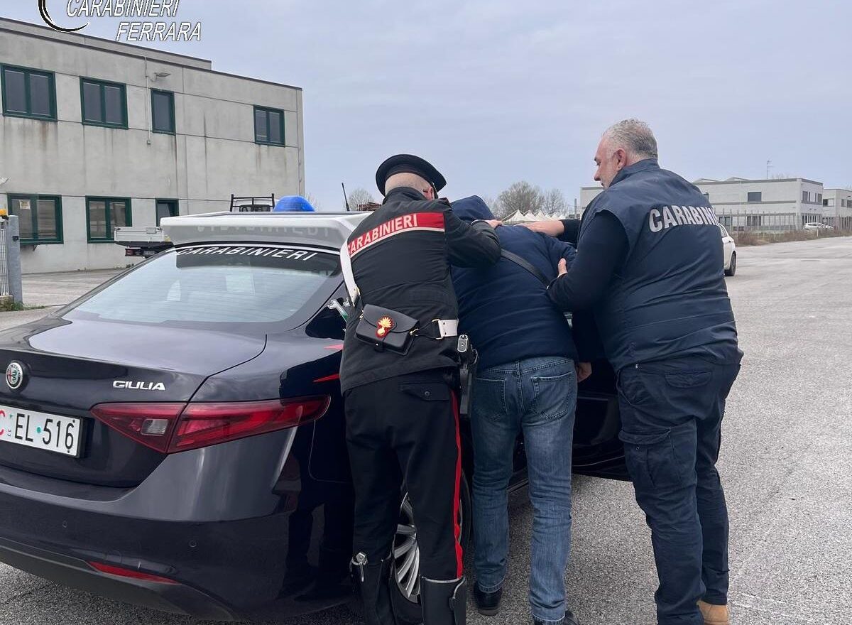 Fiscaglia, 41enne arrestato: aggrediti infermiera 118 e carabiniere
