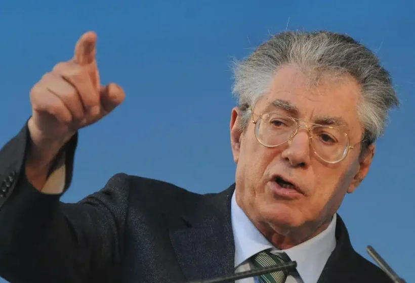 Umberto Bossi è morto a 84 anni: addio al fondatore della Lega