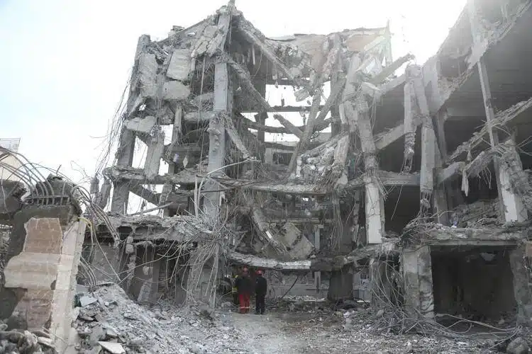 Guerra Iran-Israele: crisi globale, Teheran impone condizioni e Trump minaccia raid