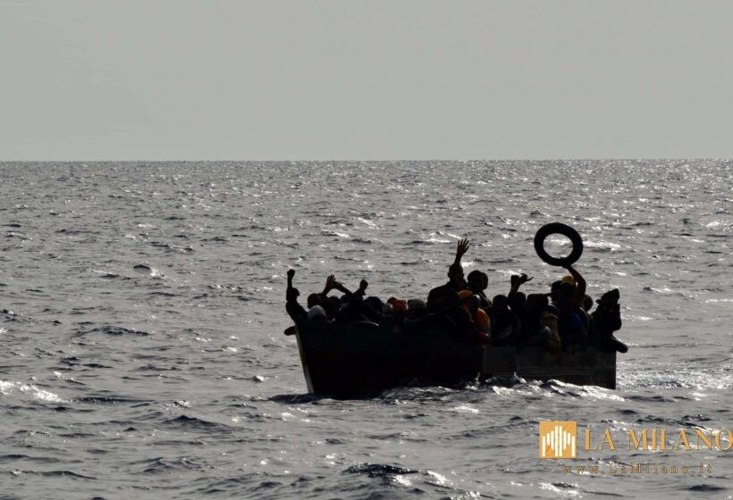 Migranti: gommone in balia del mare 6 giorni, 22 morti e 26 salvati vicino Creta