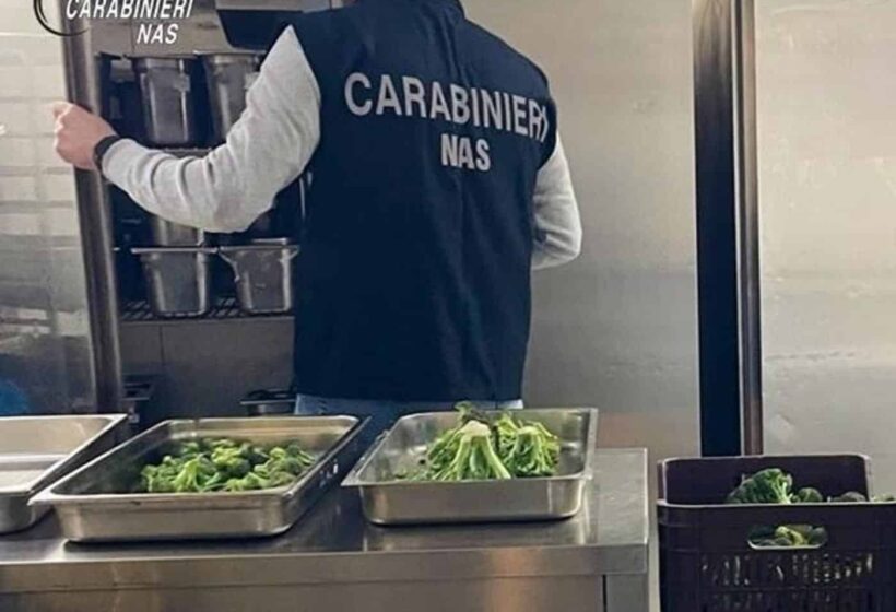 Campania, controlli NAS: 3 attività sospese e oltre un quintale sequestrato