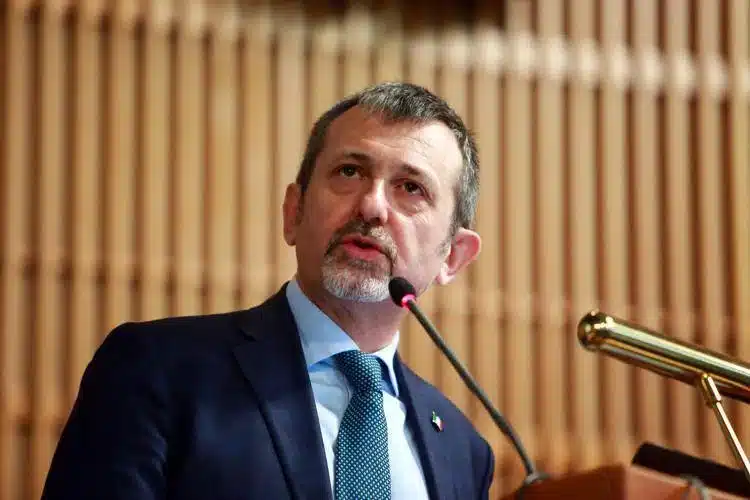 Caso Le 5 Forchette: DDA Roma, Caroccia indagati per riciclaggio clan Senese e bufera Delmastro