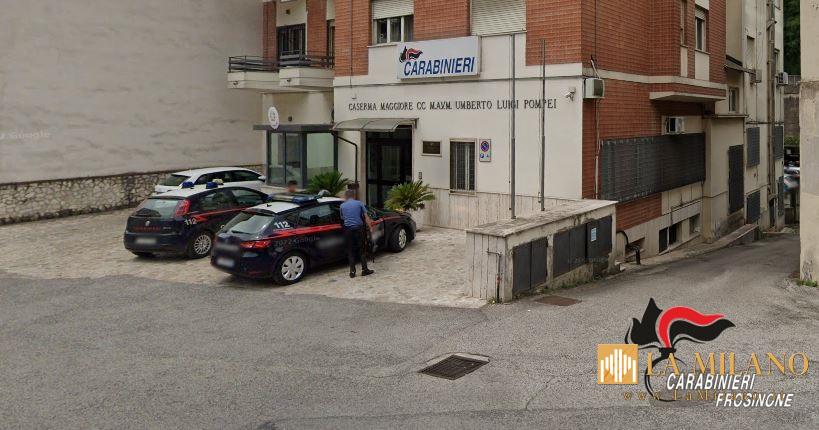 Esperia, minaccia i Carabinieri con un coltello: 72enne denunciato