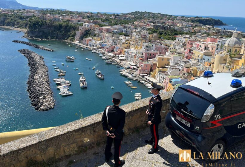 Ischia, Forio, Procida e Casamicciola Terme: controlli Carabinieri su flussi turistici e affitti abusivi