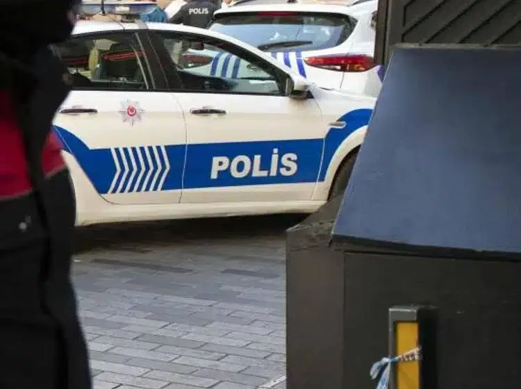 Istanbul, spari vicino al Consolato israeliano: 3 aggressori fermati, 2 agenti feriti