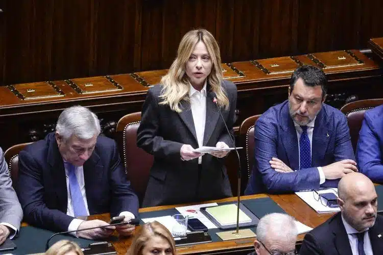 Meloni alla Camera: "Governo avanti deciso tra crisi e sfide globali"