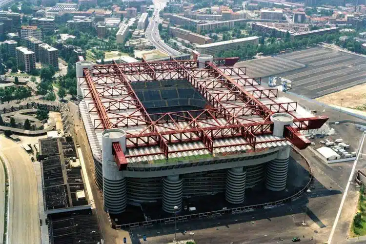 San Siro, perquisizioni a Milano: sotto inchiesta ex assessori e manager Inter-Milan