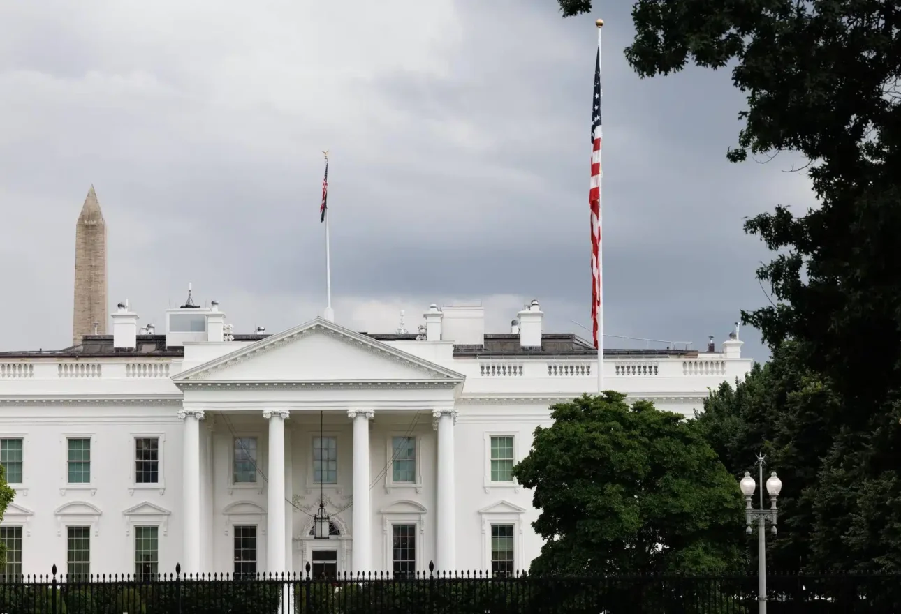 Washington, spari vicino alla Casa Bianca: uomo ferito, indagini aperte