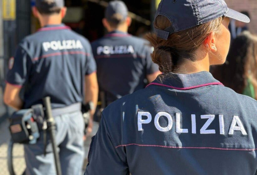Roma, PolMetro ferma sei persone per borseggi e spaccio vicino alle stazioni