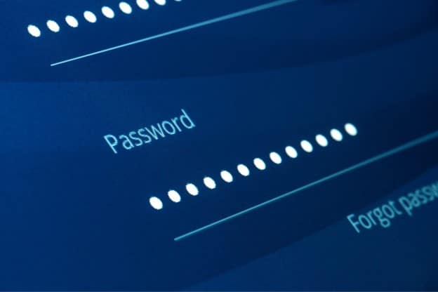 Riutilizzare la stessa password: il rischio invisibile su più account
