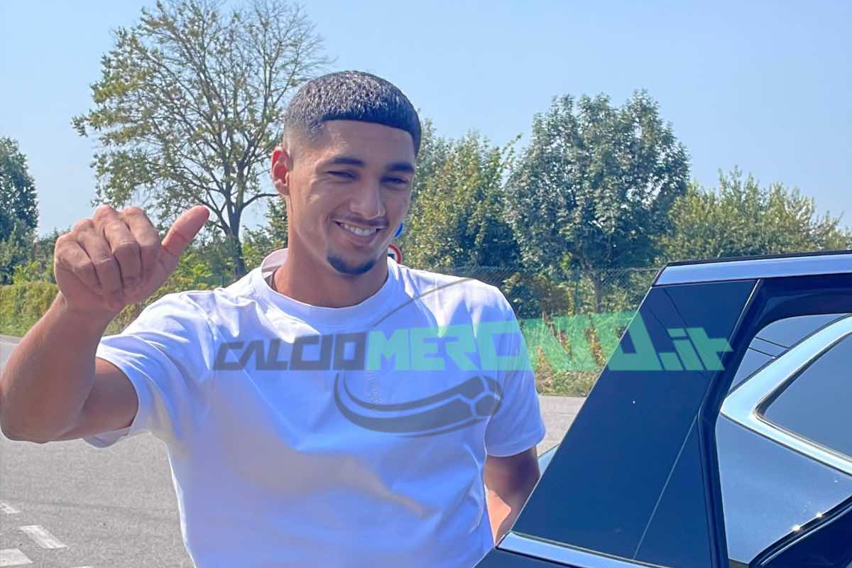 Khalaili arriva a Milano: visite mediche in corso prima di firmare con l’Inter | VIDEO CM